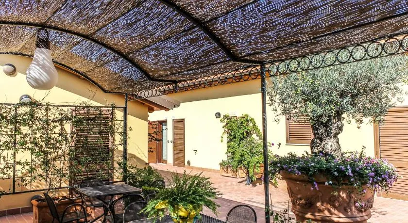 "La Terrazza di Castiglione" APPARTAMENTI VACANZA - Image 1