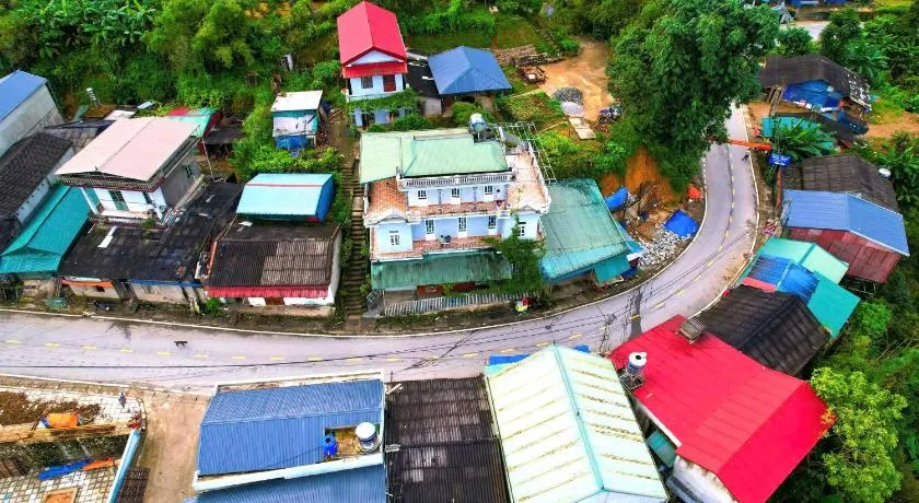 Nhà nghỉ Hoàng Gia - Image 1
