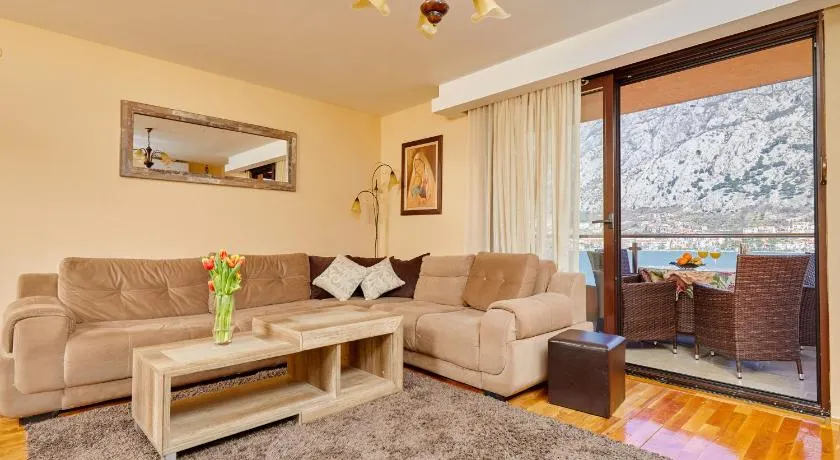 Blanka Sea View Apartments - Image 1