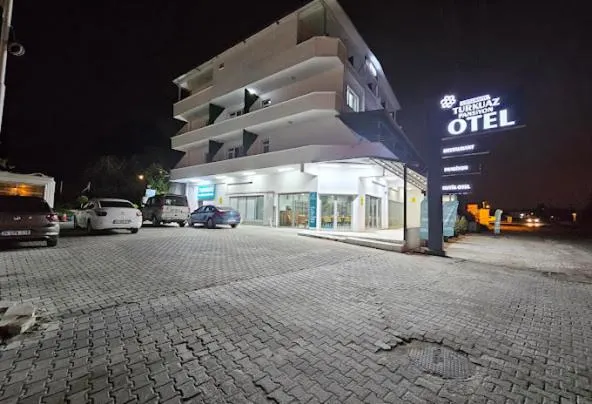 Beyaz otel - Image 1