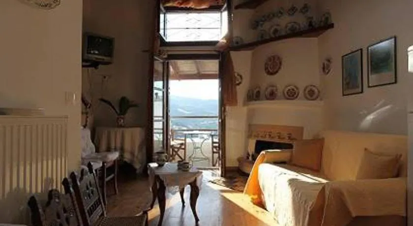 Traditional studio - Image 1