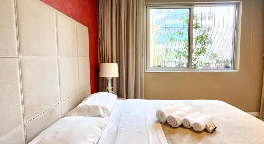 Quartos confortáveis e silenciosos em Botafogo - 5 min metrô com Ar Condicionado e Wi-Fi - Image 1