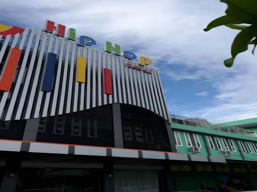Hip Hop Hotel - Image 1