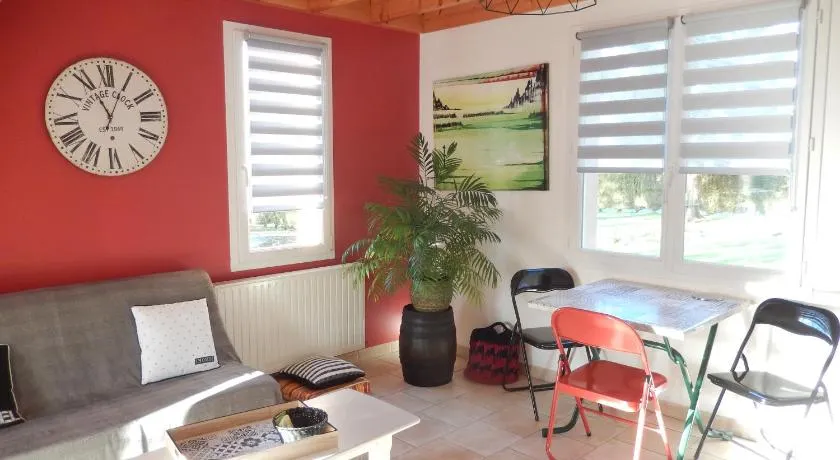 Studio Appart' Les jards - Image 1