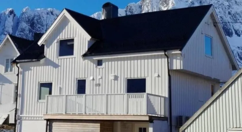 Norwegian house Maria Stua - Image 1