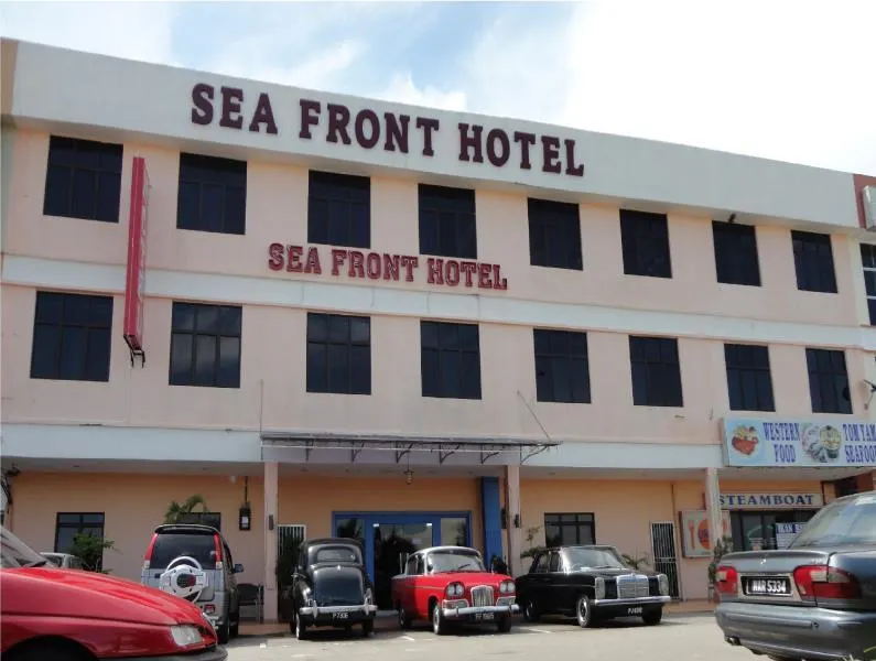 Sea Front Hotel Port Dickson - Image 1