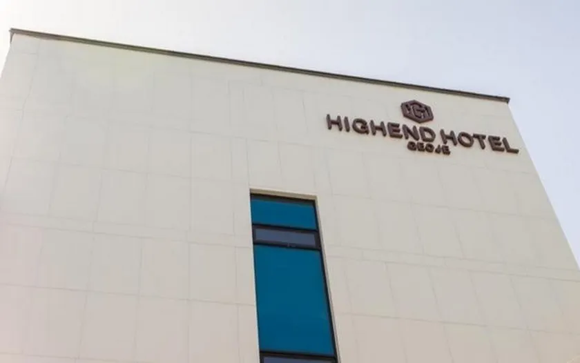 Geoje Highend Hotel - Image 1