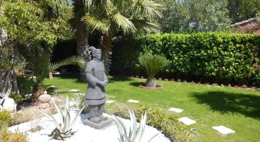 Maison Monica Exeptionnel-Jardin paysage ZEN - Image 1