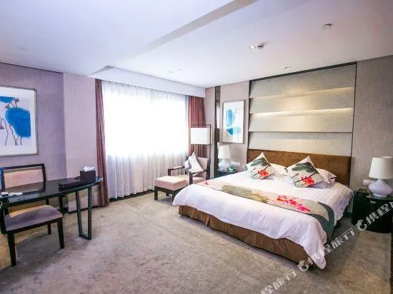 Fengqi Hotel - Image 1