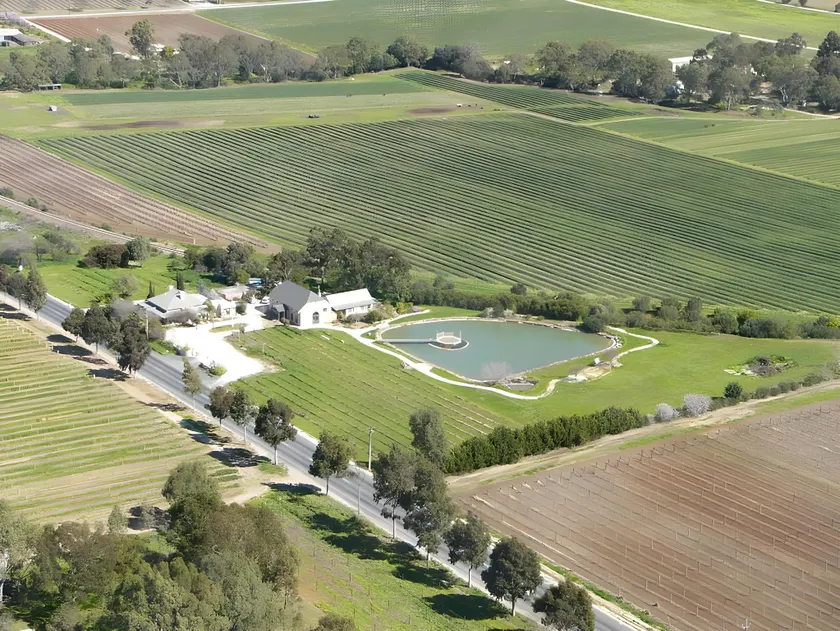Pirathon Country Estate - Image 1