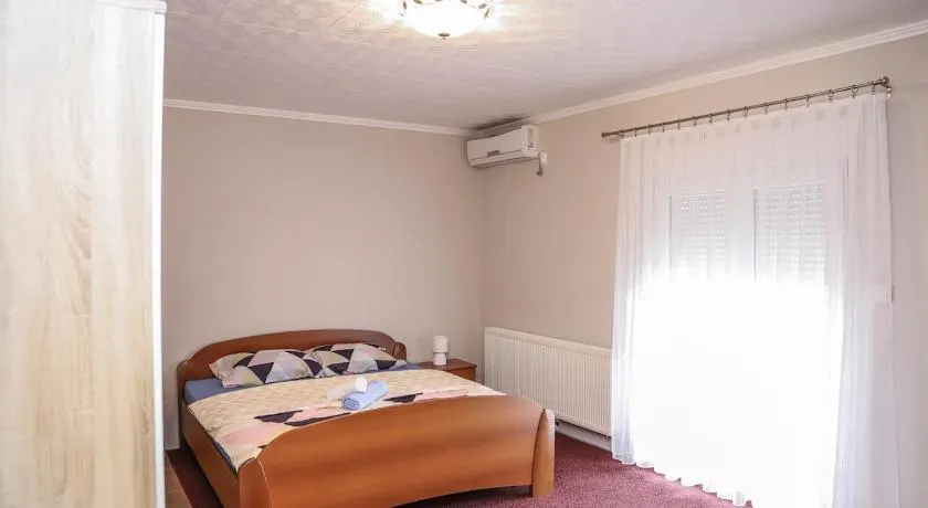 Hotel ZRINSKI - Image 1