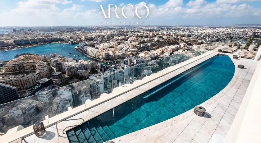 Mercury Tower 1BR w Terrace and Rooftop Pool by Arco Collection - Image 1