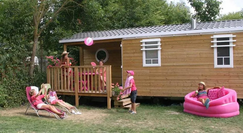 Schönes Mobilheim mit Grill und Terrasse | Hunde erlaubt - Image 1