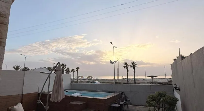 SeaSide Villa - Image 1