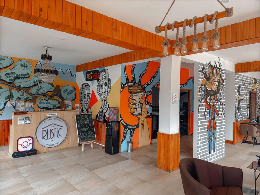The Rustic Jibhi - Backpackers Hostel - Image 1