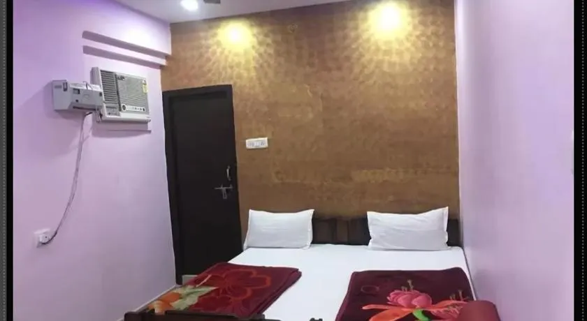 Hotel Galaxy - Image 1