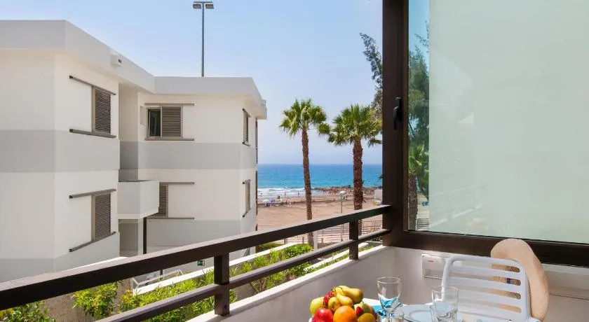 Beachfront Apartment Siesta 21 San Agustin Playa by VillaGranCanaria - Image 1