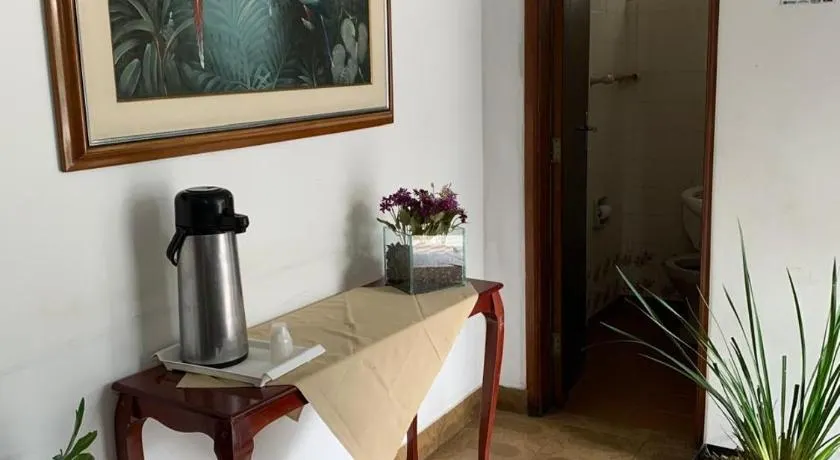 Hotel Carioca Palace - Image 1