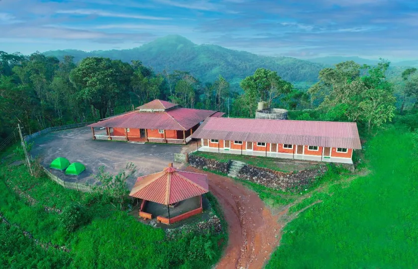 Coffee Creek Resorts - Image 1