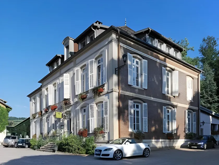 Logis La Résidence - Image 1