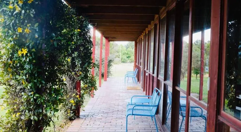 Willunga Cottage — Sweet Country Retreat - Image 1