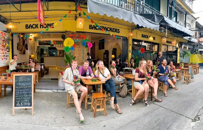 Back Home Backpackers Hostel - Image 1