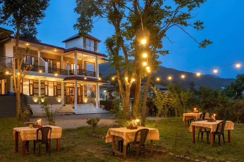 The Birdhouse Villa - Image 1