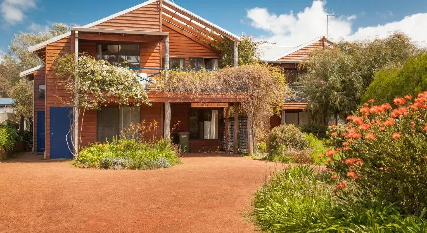 Rainbow House - Image 1