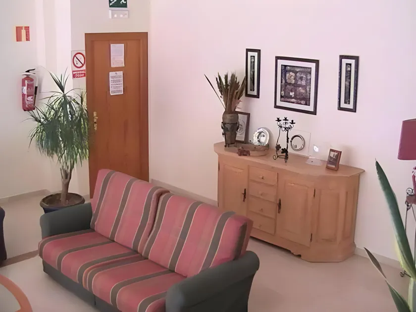 Hostal Ya - Image 1