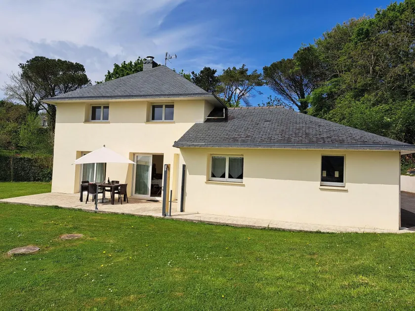 Holiday Home in Hanvec for 5 - Image 1