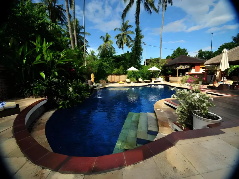 The Water Garden Hotel - Image 1