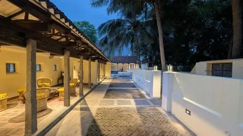 Shruti by Luxunlock Private Villas - Image 1