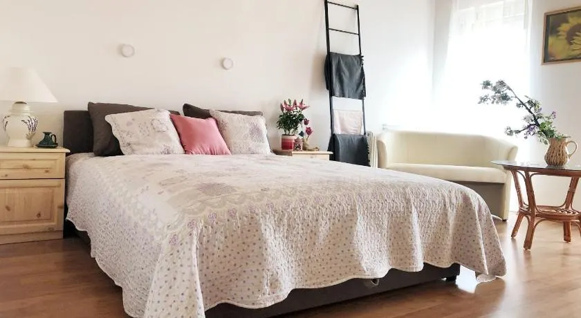 Balaton Apartman Paloznak - Image 1
