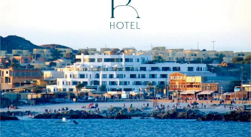 Hotel Rocas de Bahía - Image 1