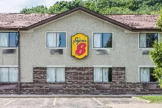 Super 8 Delmont - Image 1