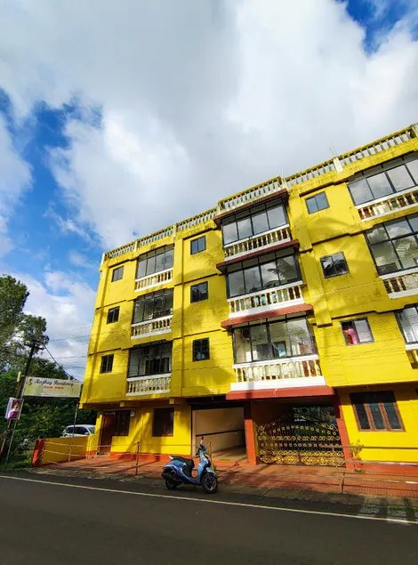 Rajbag Residency Guest House - Image 1