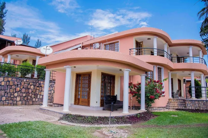 Khana Khazana Boutique Hotel - Image 1