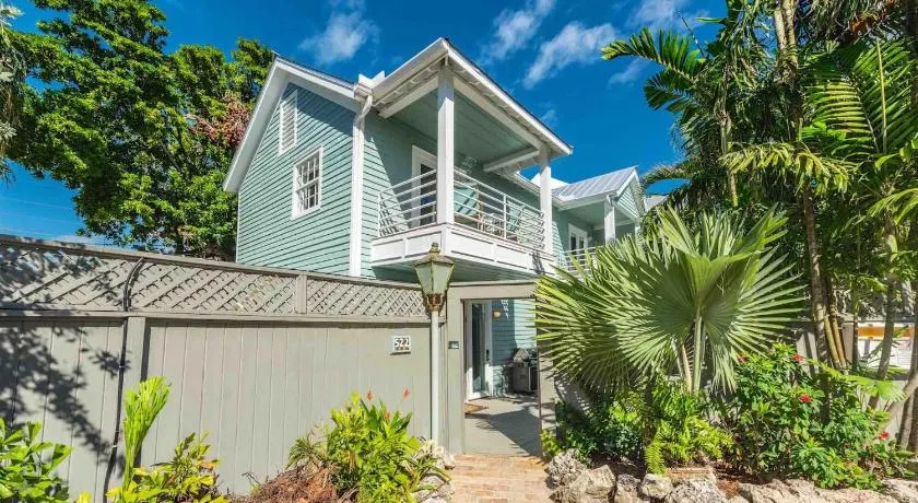 Endless Summer by Last Key Realty - Image 1