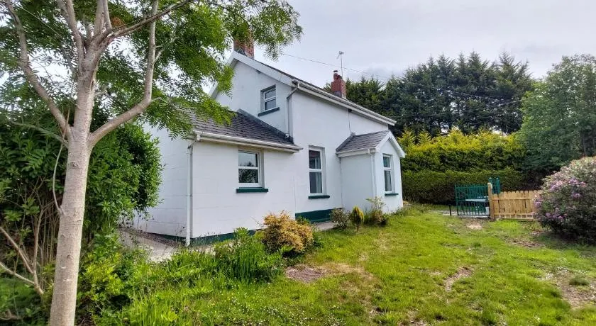 Weaver's Cottage - Image 1