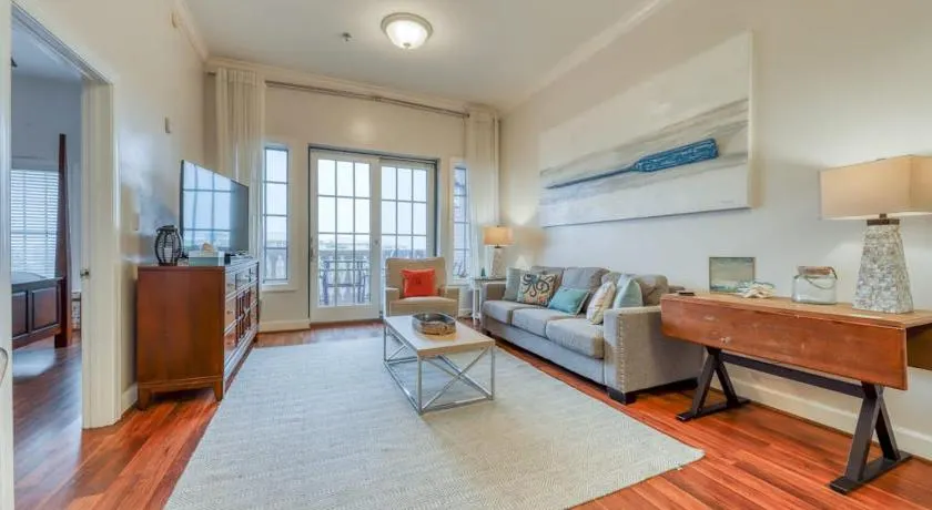 Southern Charm 409, Village of South Walton - Image 1