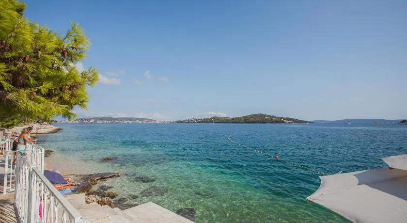 Happy Camp mobile homes in Camping Amadria Park Camping Trogir - Image 1