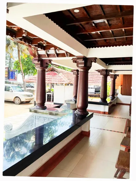 Relax inn cherai beach - Image 1