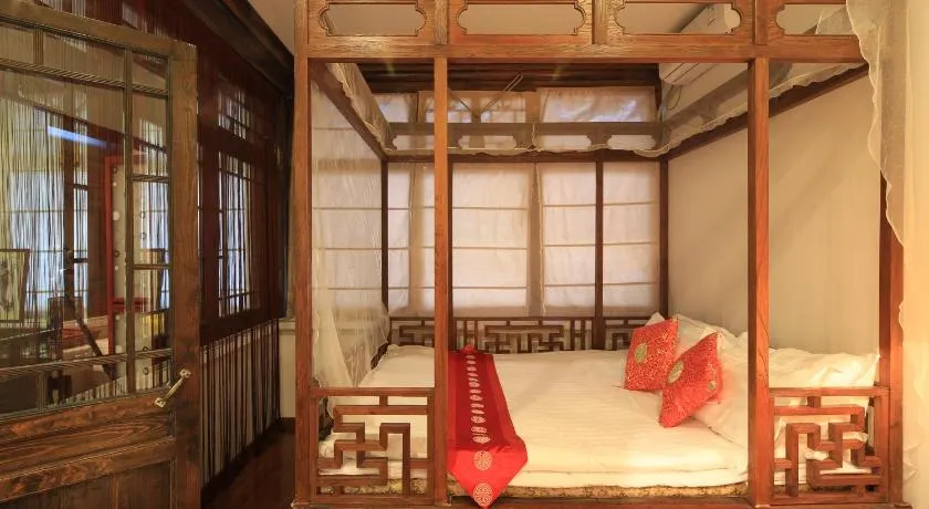 The Great Wall Courtyard Hostel - Image 1