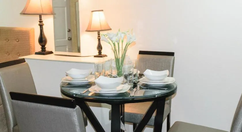 Glynver Apartments - Image 1