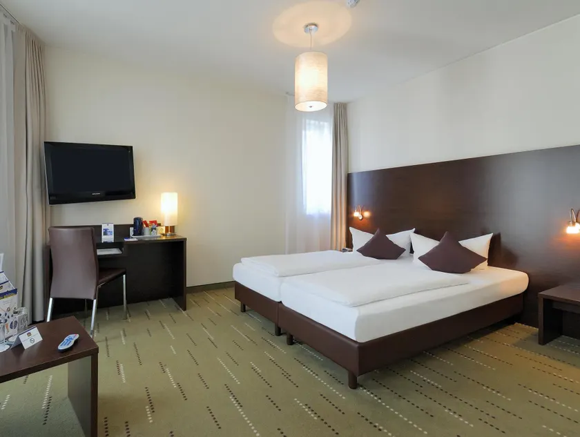 Best Western Hotel am Spittelmarkt - Image 1