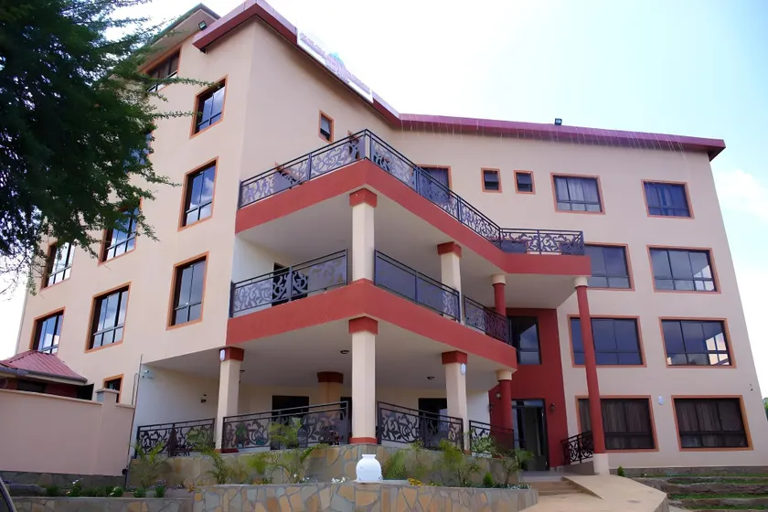 KILIMANI BREEZE HOTEL - Image 1