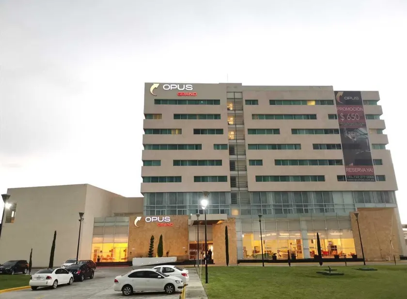 Fiesta Inn Toluca Aeropuerto - Image 1