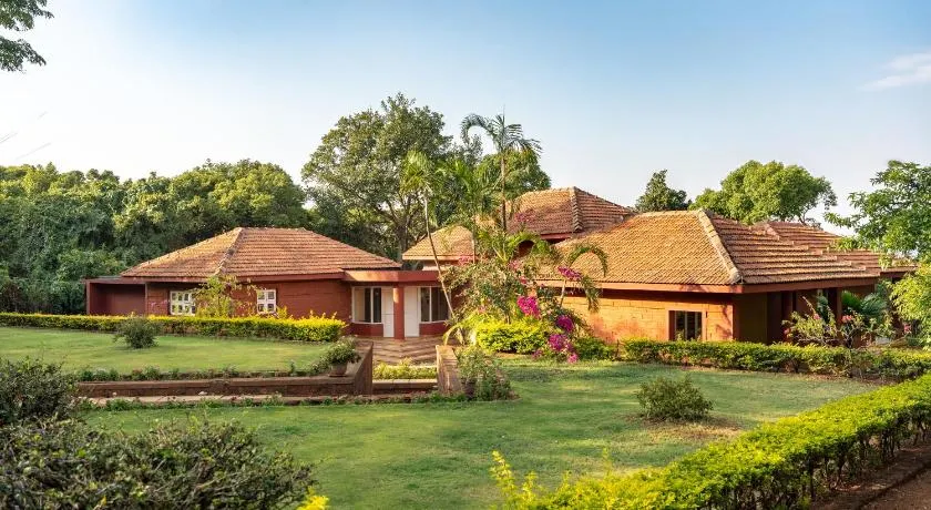 SaffronStays Garnet House - Image 1