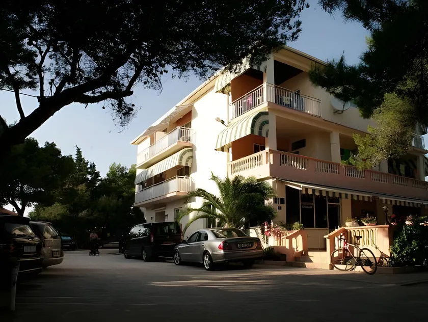 Guest House Malenica - Image 1