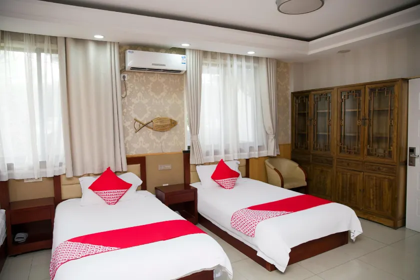 OYO Cuixinyuan Hotel - Image 1